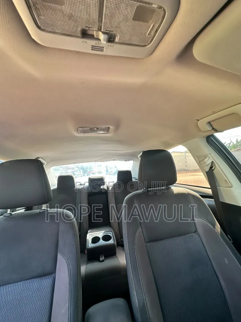 Toyota Corolla LE ECO w/Package 1 4dr Sedan (1.8L 4cyl CVT) 2017 Gray