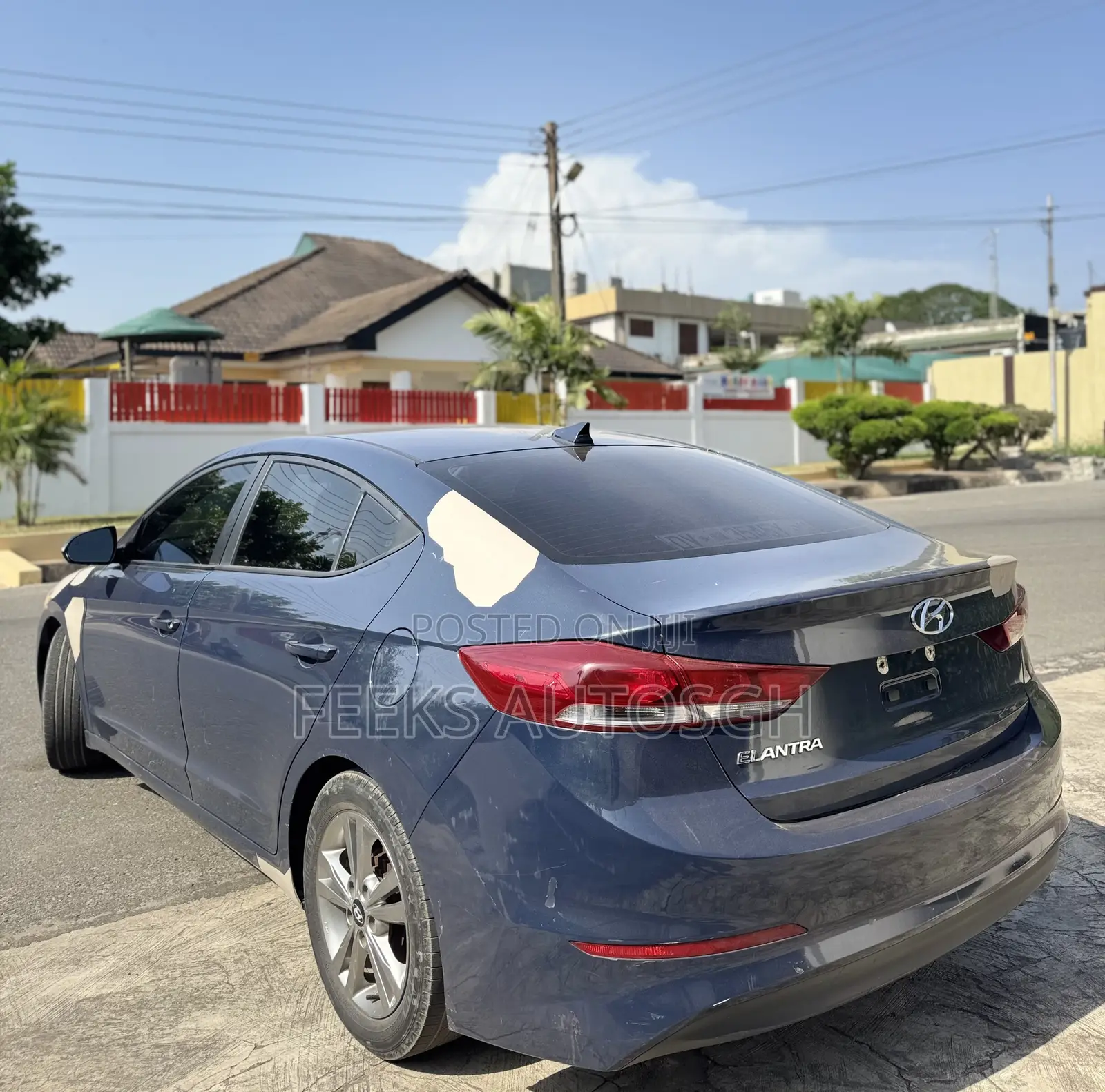 Hyundai Elantra SE Sedan FWD (2.0L 4cyl 6M) 2017 Blue