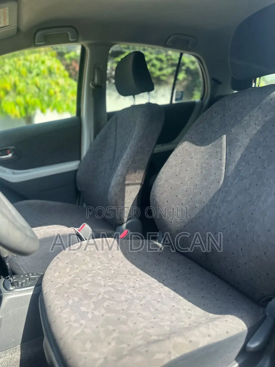 Toyota Vitz 2010 Black