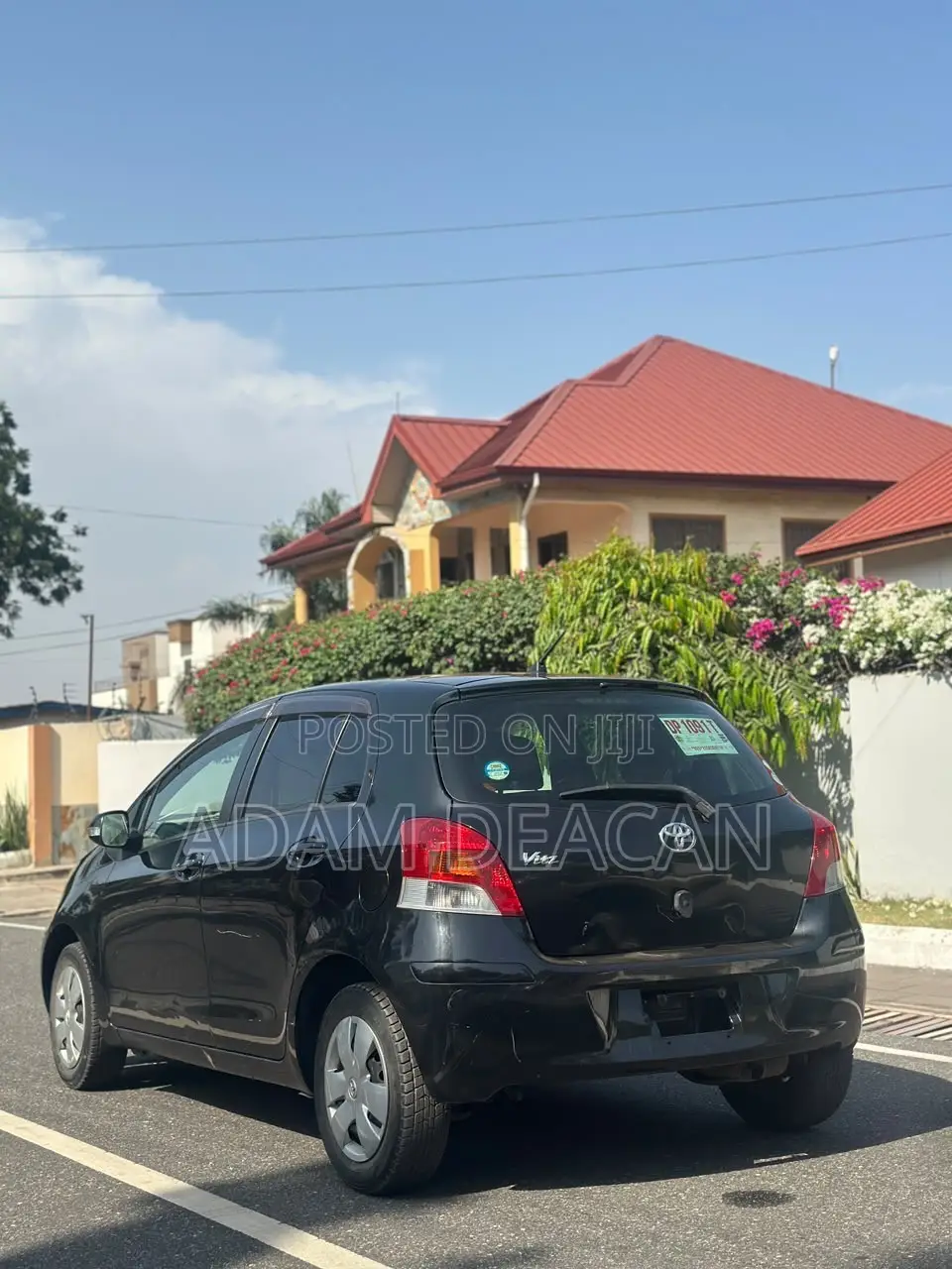 Toyota Vitz 2010 Black