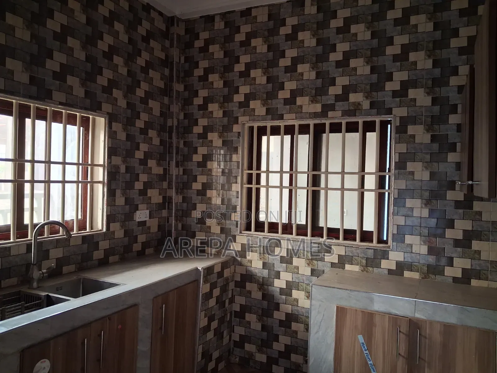 1bdrm Apartment in Arepa Homes, Zongo Junction for rent