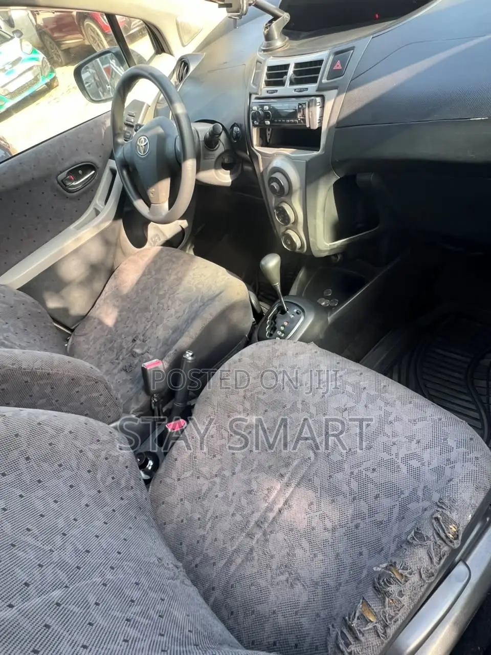 Toyota Vitz 2010 Black