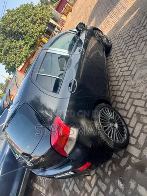 Toyota Vitz 2010 Black