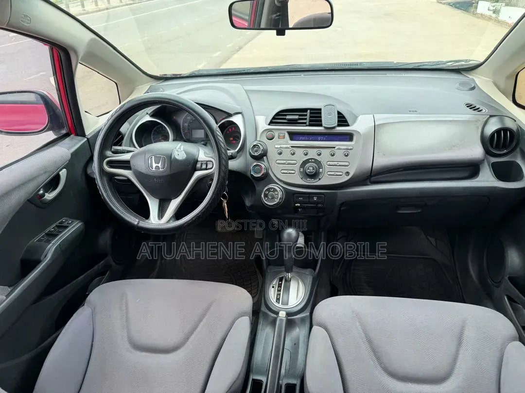 Honda Fit 5D 2013 Red