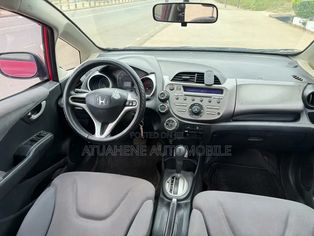Honda Fit 5D 2013 Red