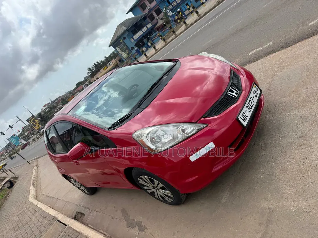Honda Fit 5D 2013 Red
