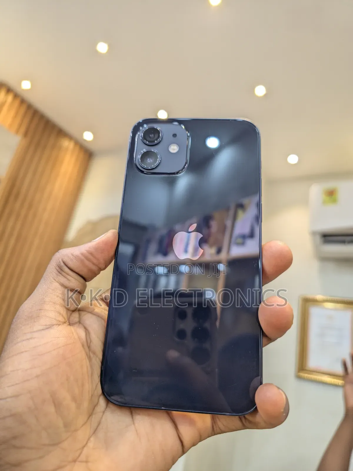 Apple iPhone 12 64 GB Black