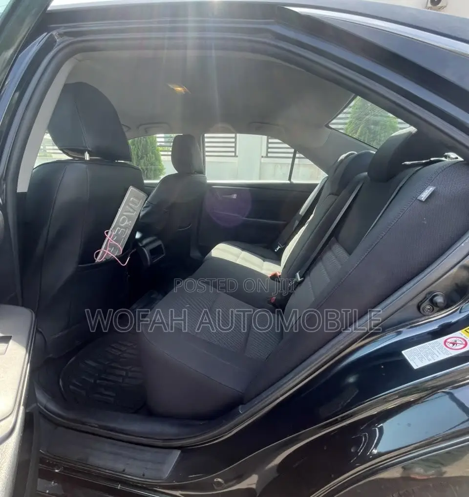 Toyota Camry 2016 Black