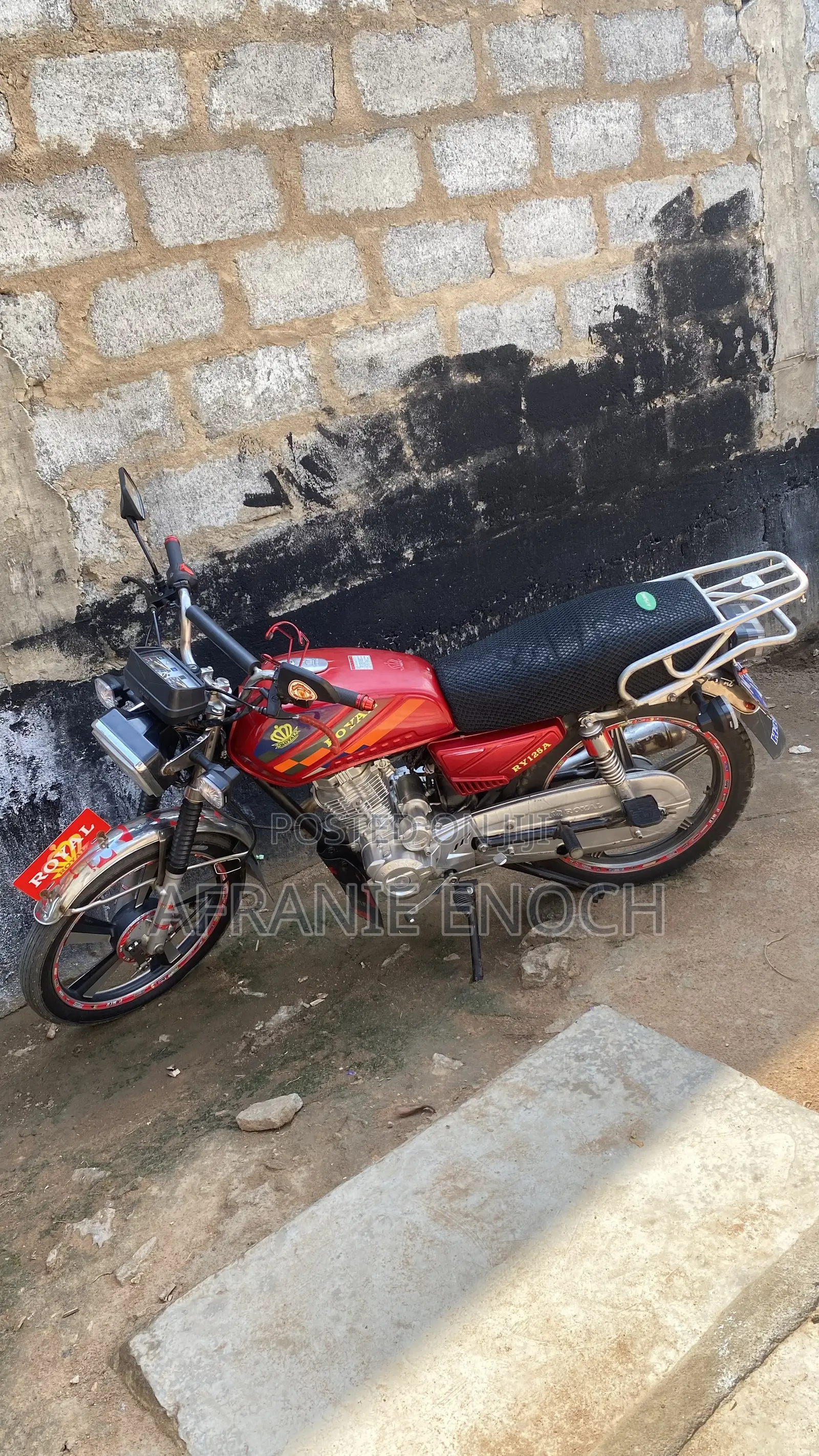 Royal RY125 2022 Red