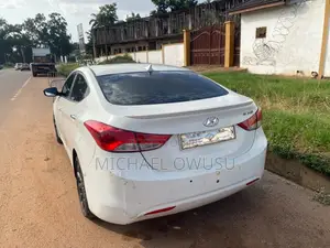 Hyundai Elantra 2013 White