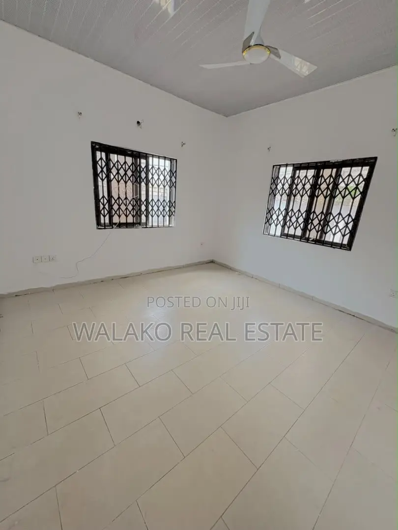 3bdrm House in Adenta for rent