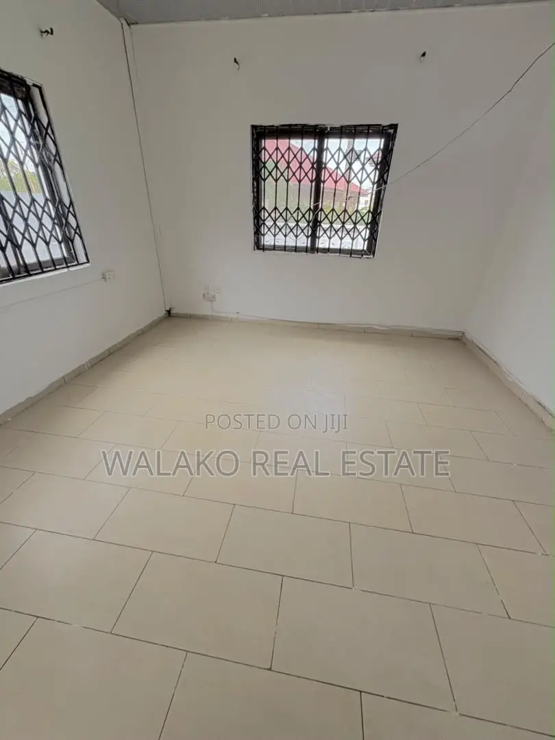 3bdrm House in Adenta for rent