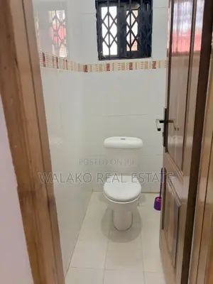 3bdrm House in Adenta for rent