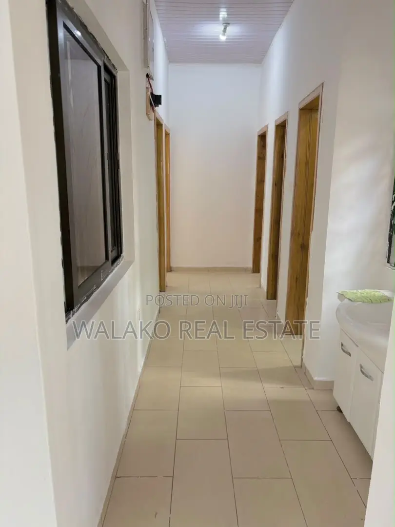 3bdrm House in Adenta for rent