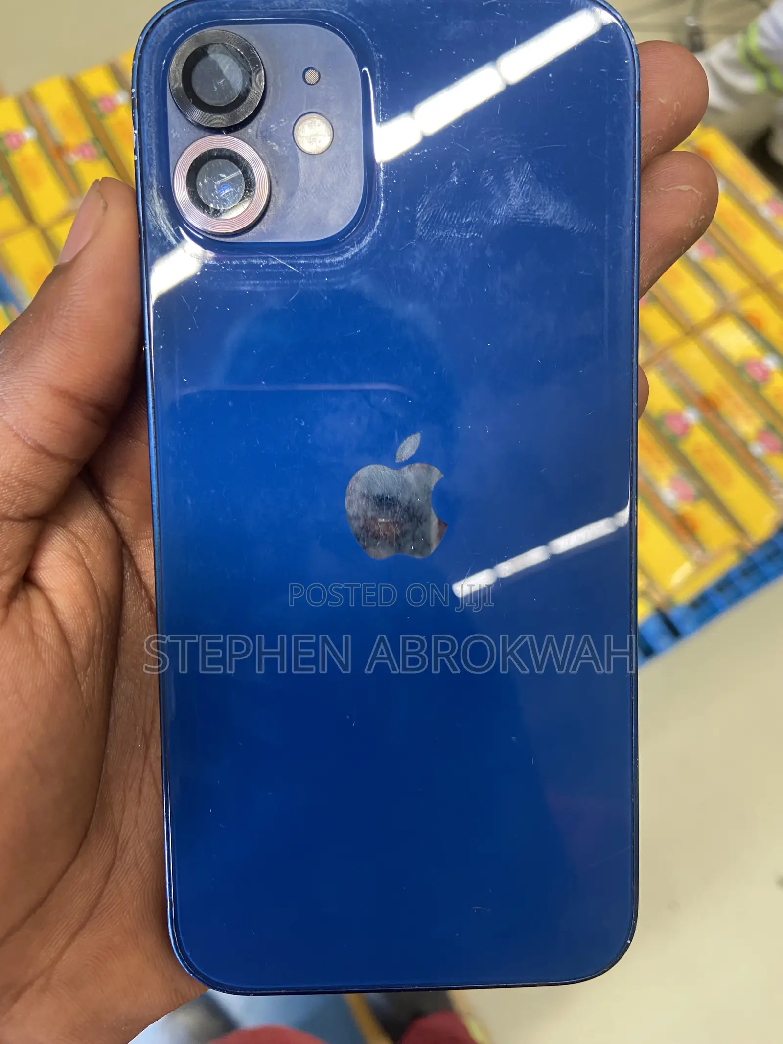 Apple iPhone 12 64 GB Red