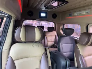 Hyundai Starex 2017 Black
