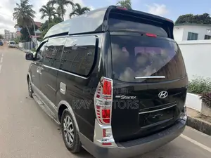 Hyundai Starex 2017 Black