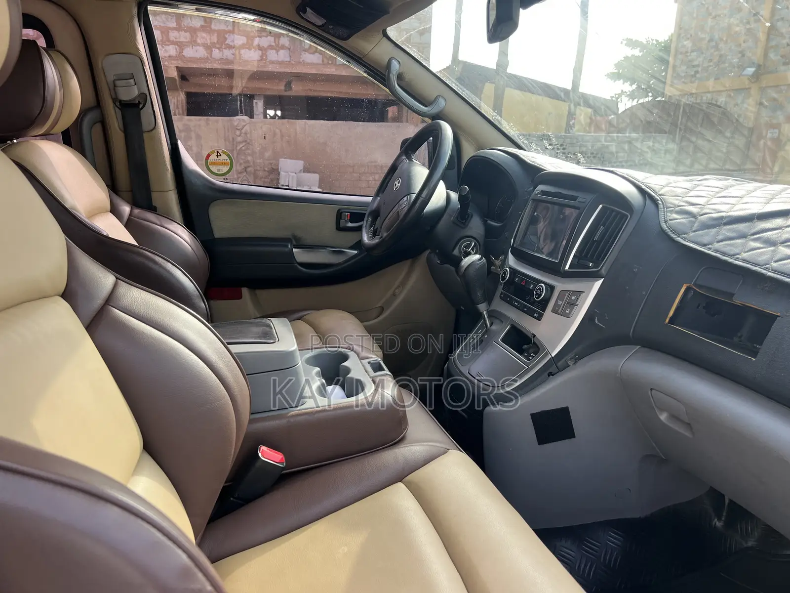Hyundai Starex 2017 Black