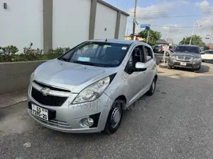 Chevrolet Spark 2LT 4dr Hatchback (1.2L 4cyl 5M) 2014 Silver