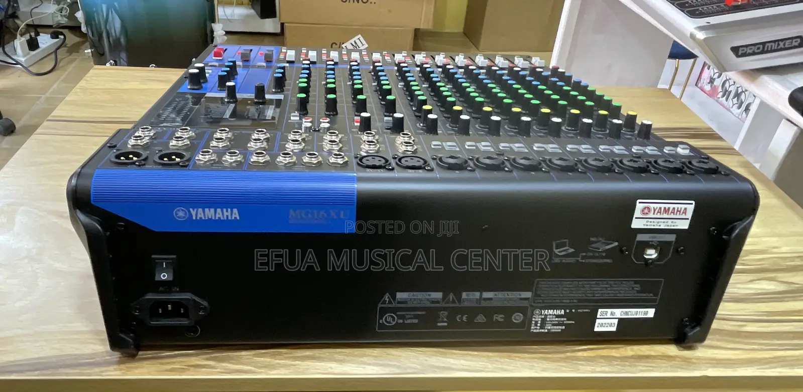 Yamaha MG16XU Raw Mixer
