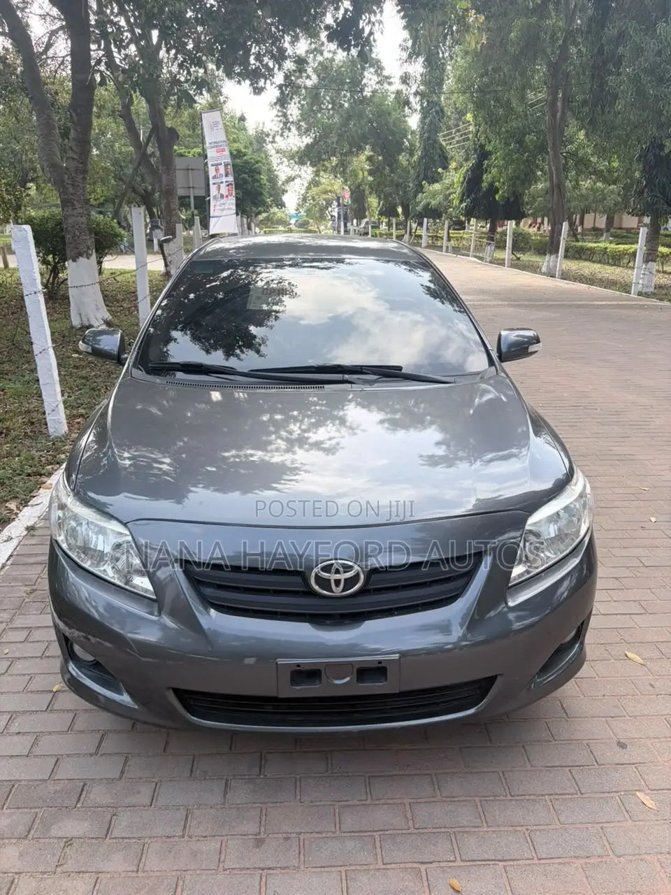 Toyota Corolla 2011 Gray