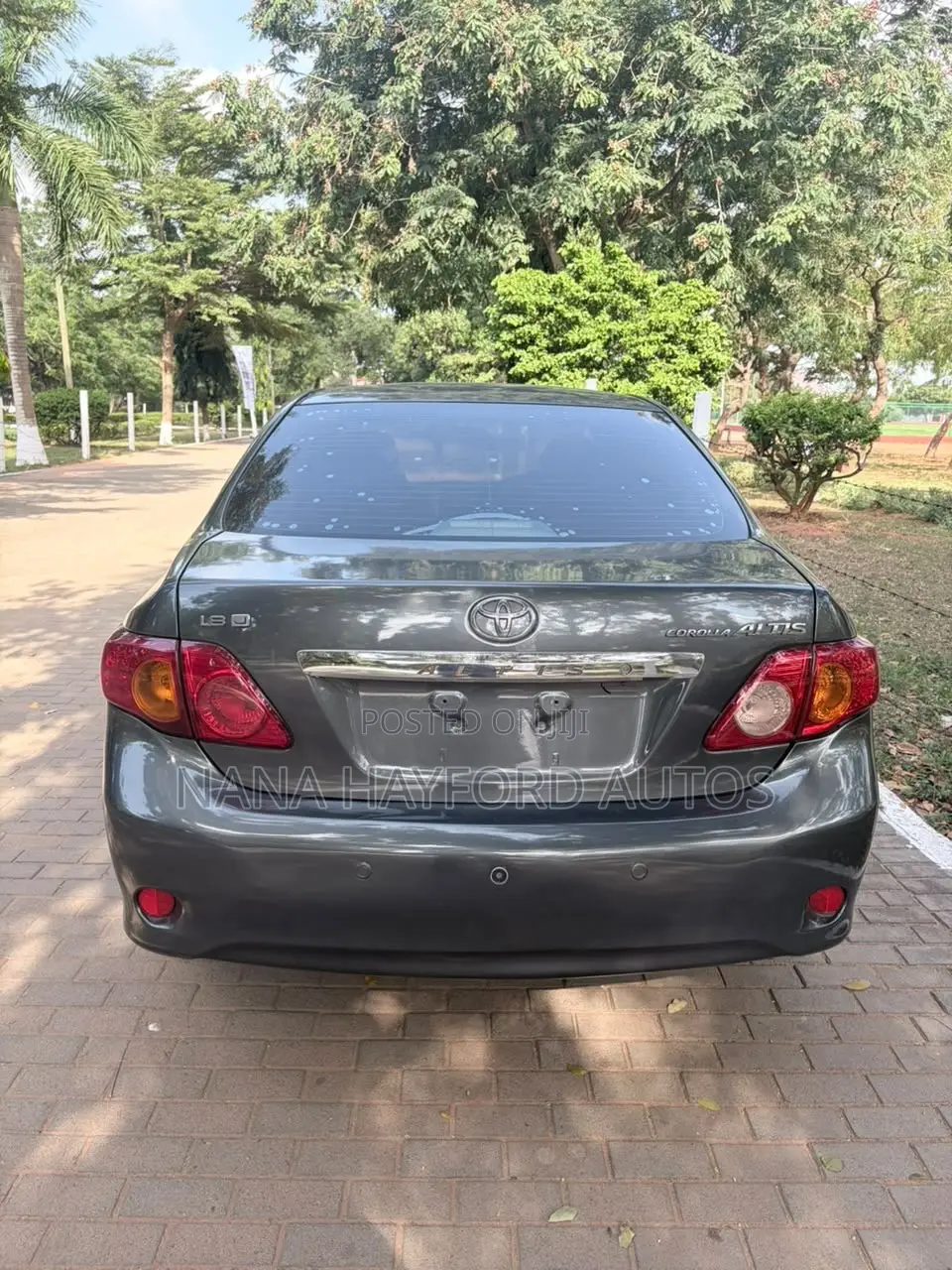 Toyota Corolla 2011 Gray