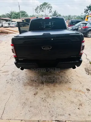 Ford F-150 2023 Black
