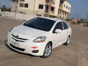 Toyota Yaris 2008 White