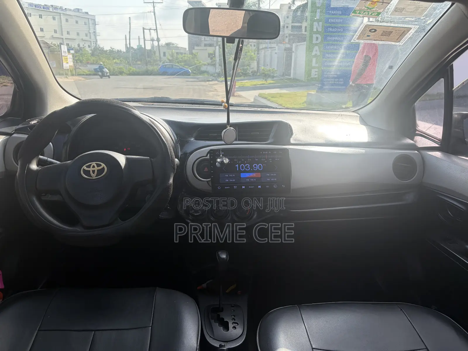 Toyota Vitz 2012 Gray