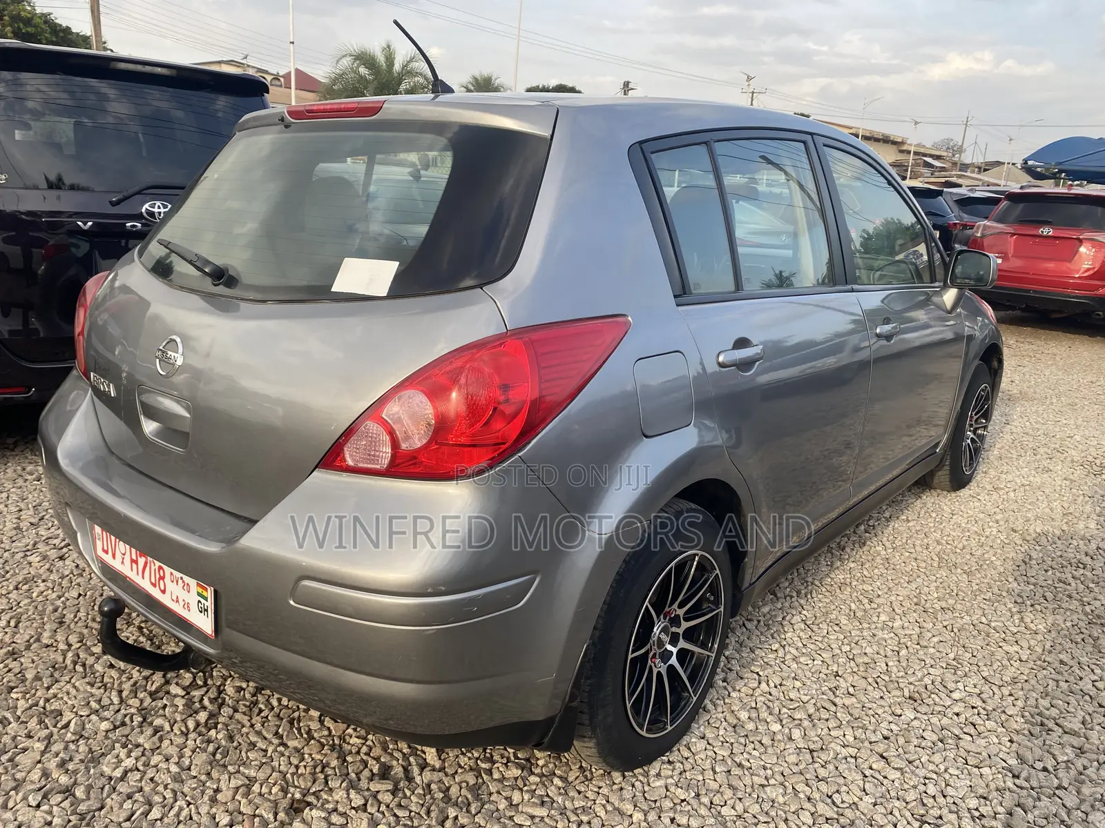 Nissan Versa 1.6 SV Sedan 2012 Gray
