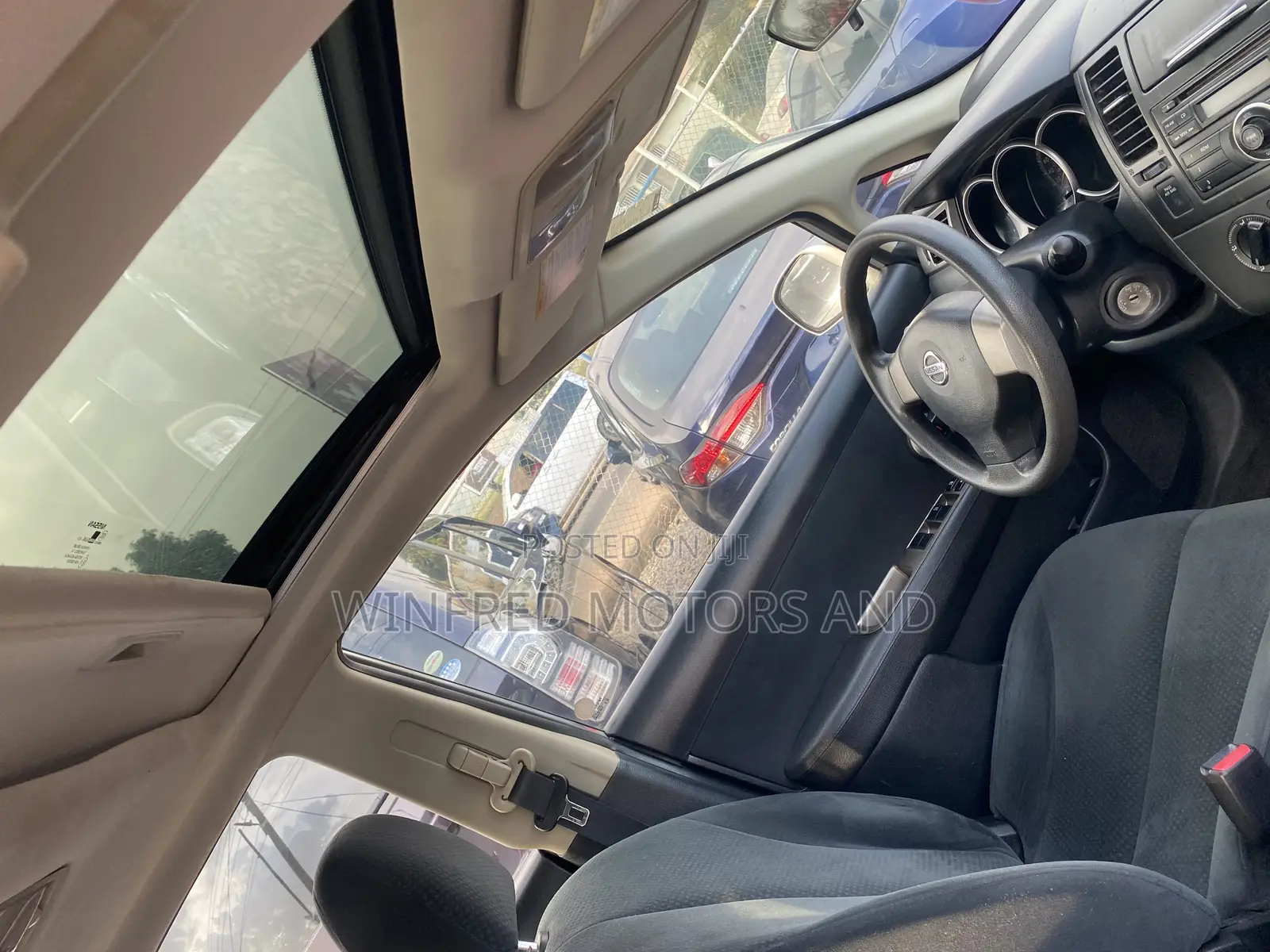 Nissan Versa 1.6 SV Sedan 2012 Gray