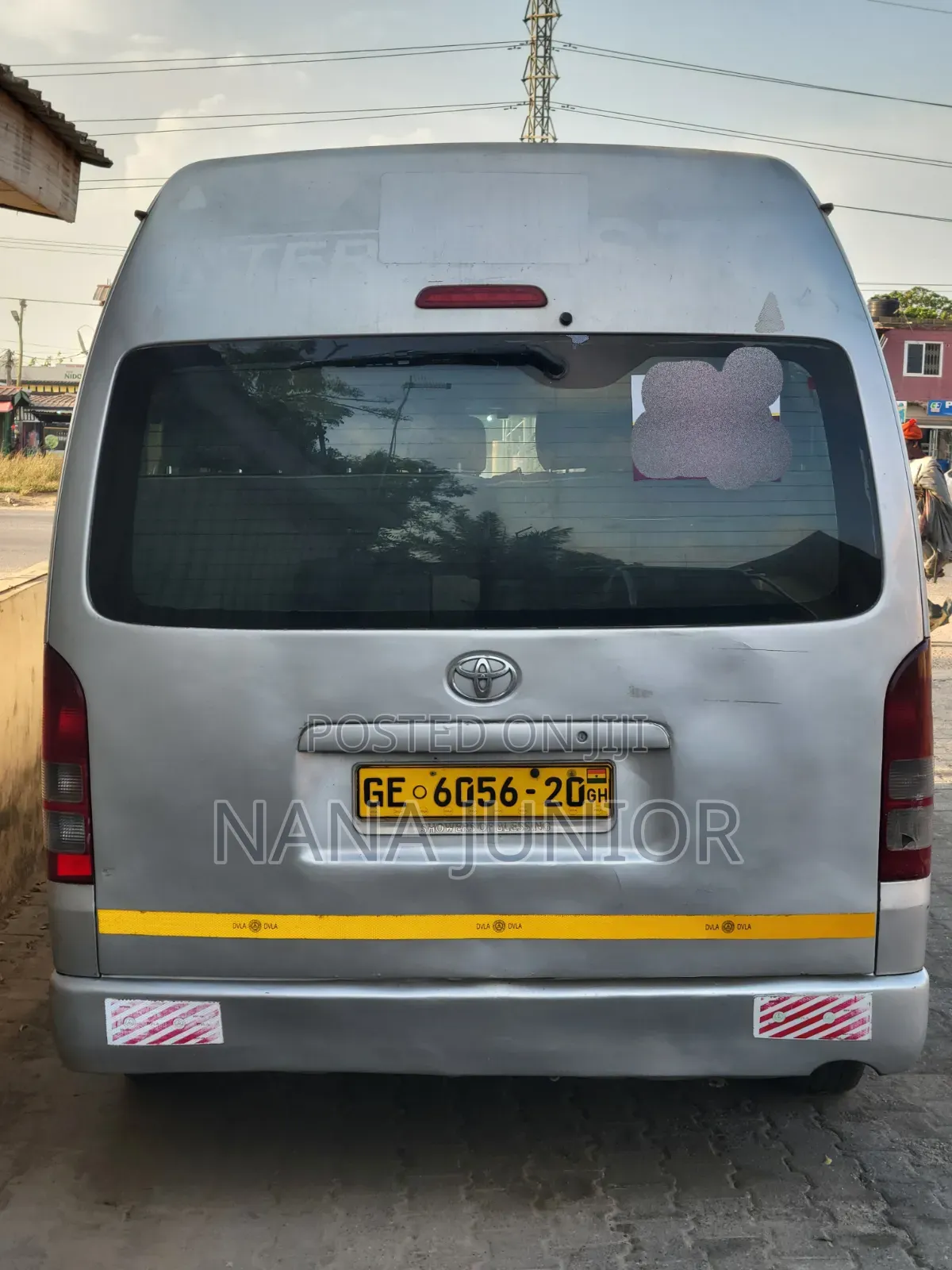 Toyota HiAce 2012 Silver
