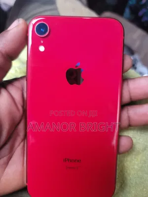 Apple iPhone XR 64 GB Red