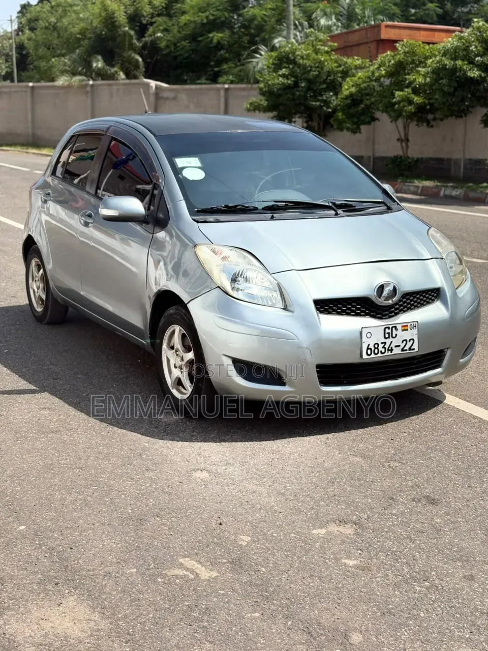 Toyota Vitz 1.3 FWD 5dr 2010 Silver