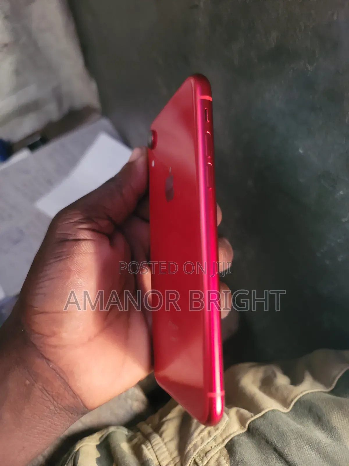 Apple iPhone XR 64 GB Red