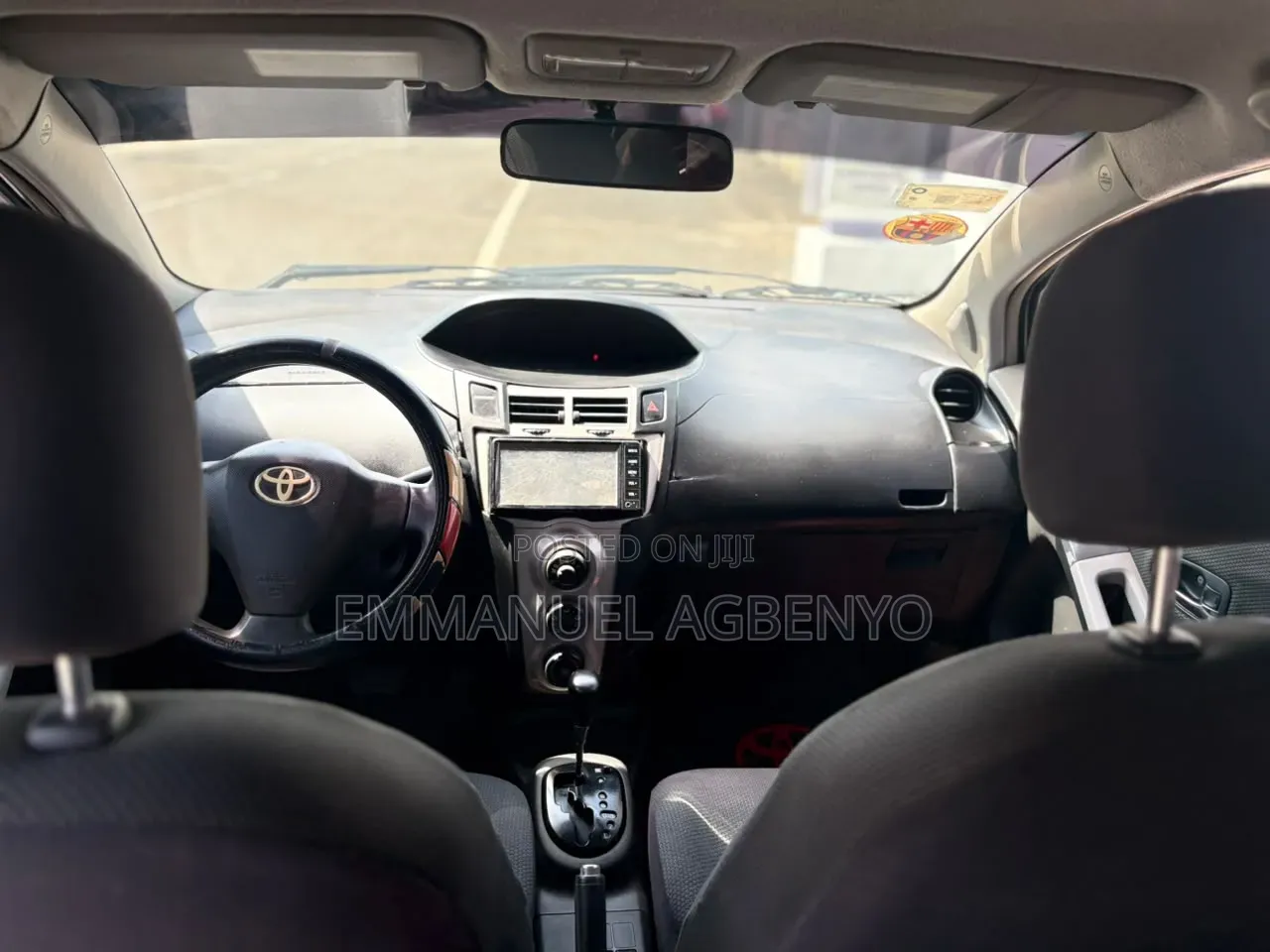 Toyota Vitz 1.3 FWD 5dr 2010 Silver