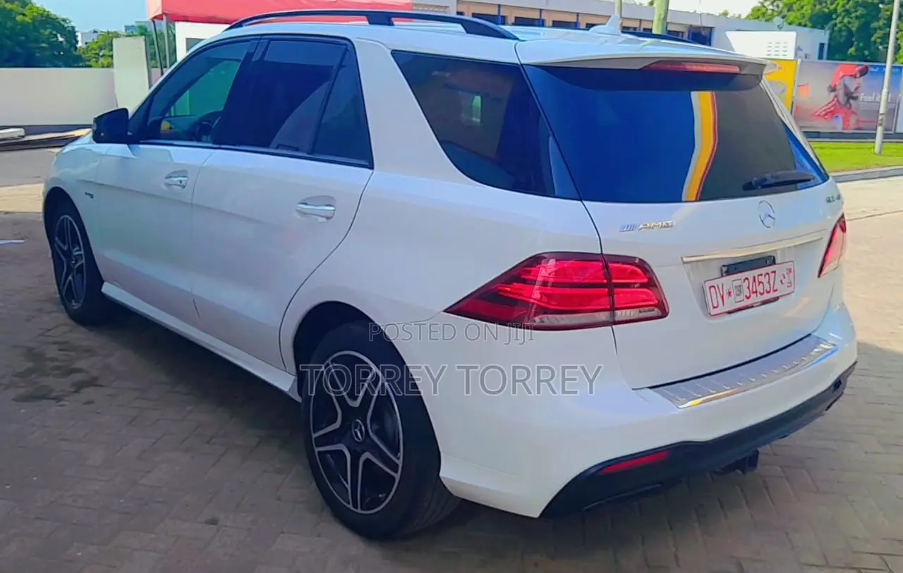 Mercedes-Benz GLE-Class 2018 White