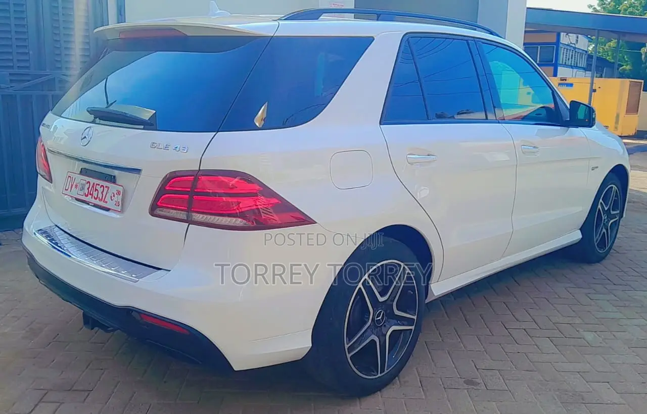Mercedes-Benz GLE-Class 2018 White
