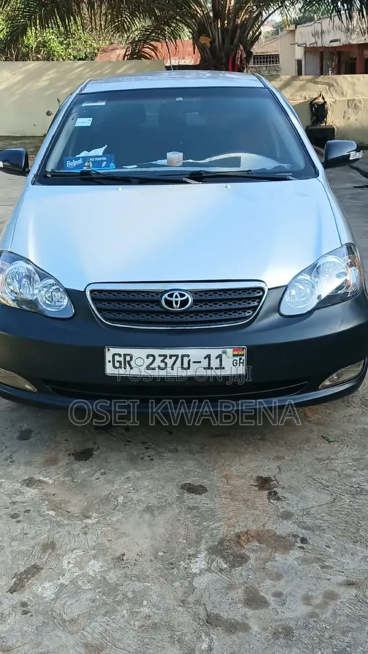 Toyota Corolla 2002 Silver