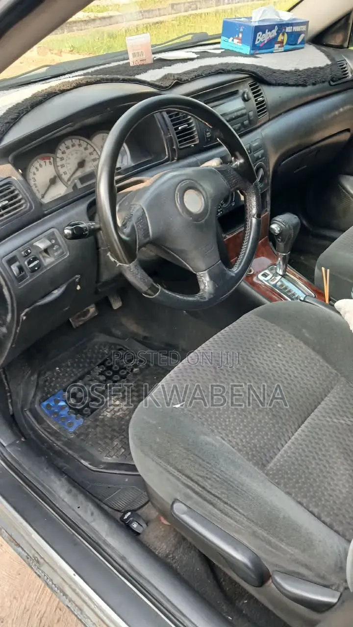 Toyota Corolla 2002 Silver