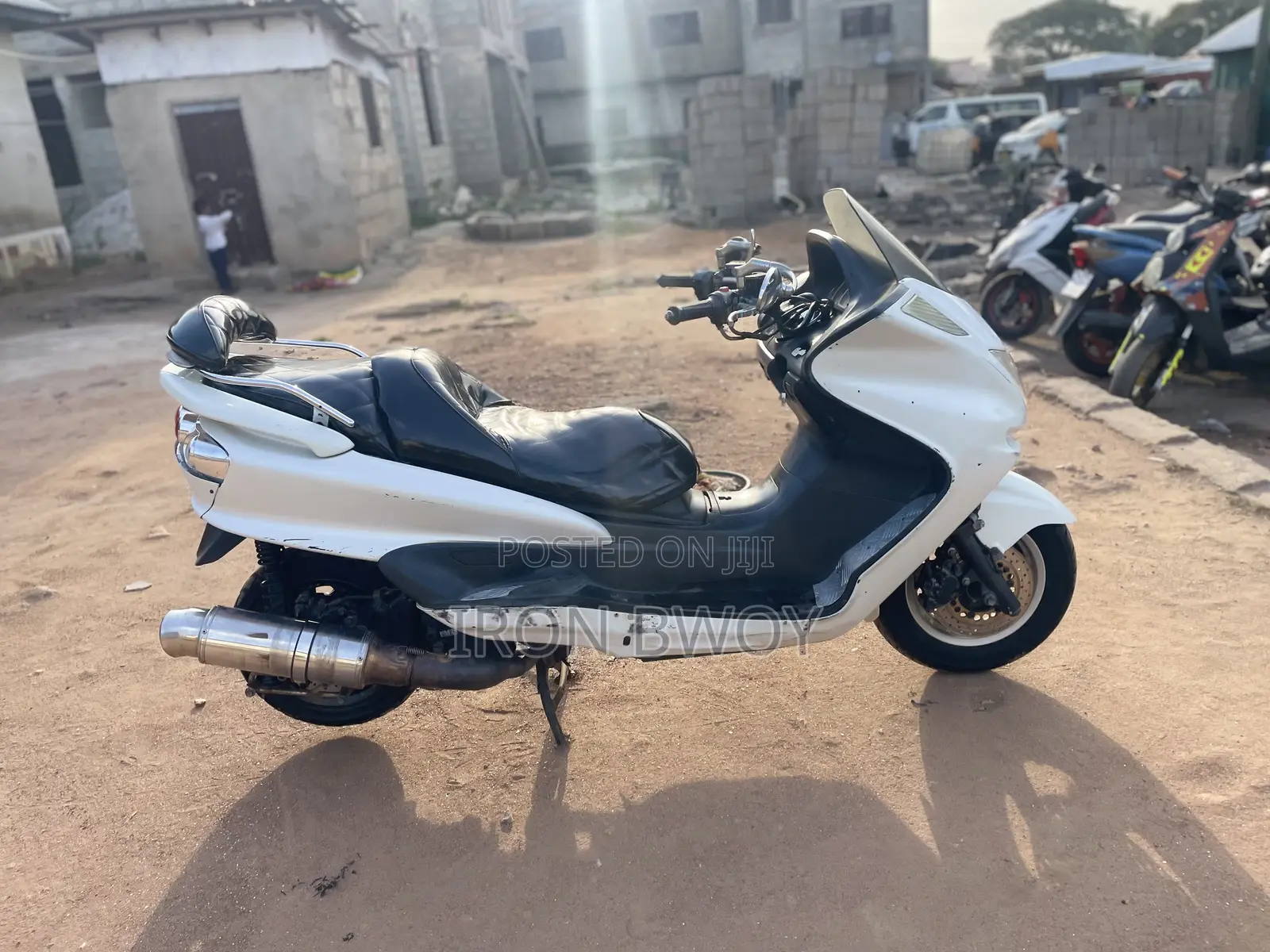 Yamaha Majesty 2013 White