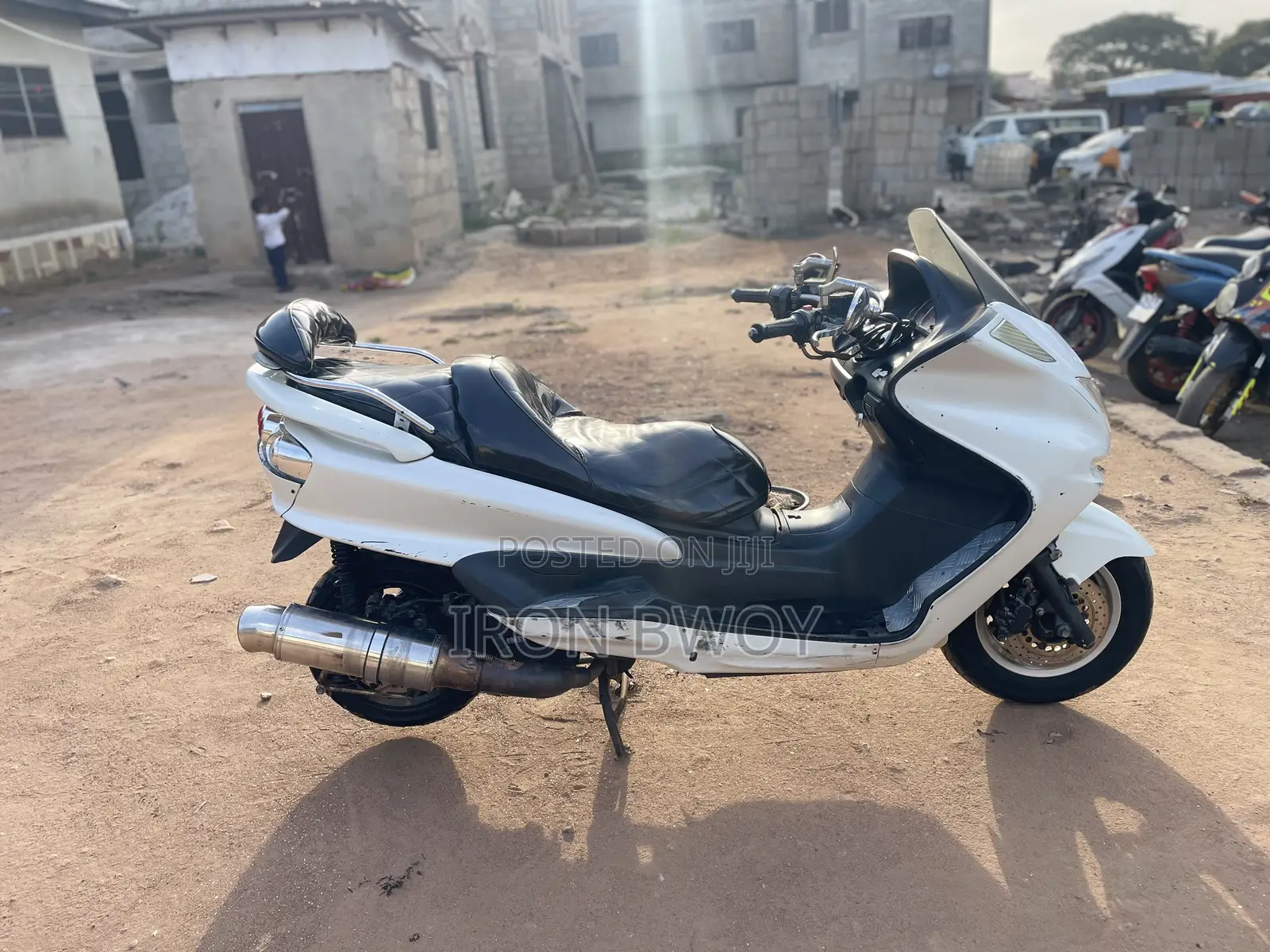 Yamaha Majesty 2013 White