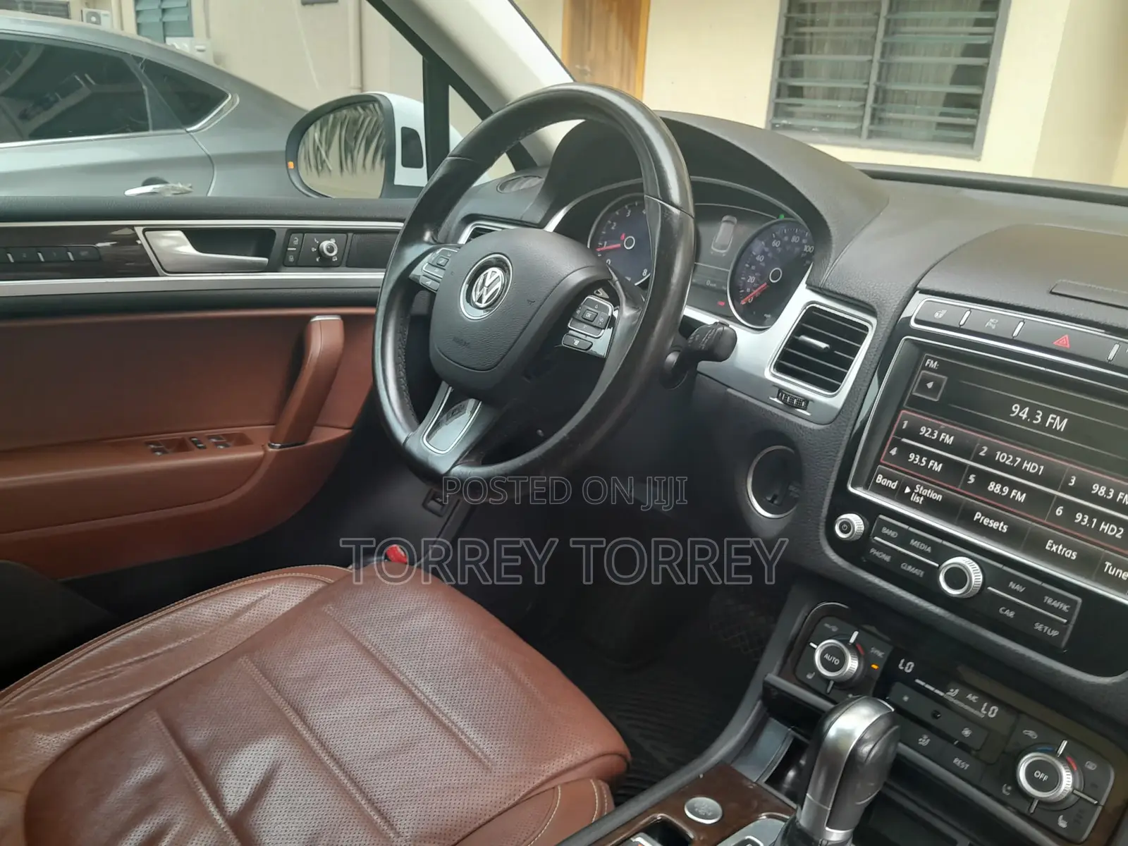 Volkswagen Touareg 2017 White