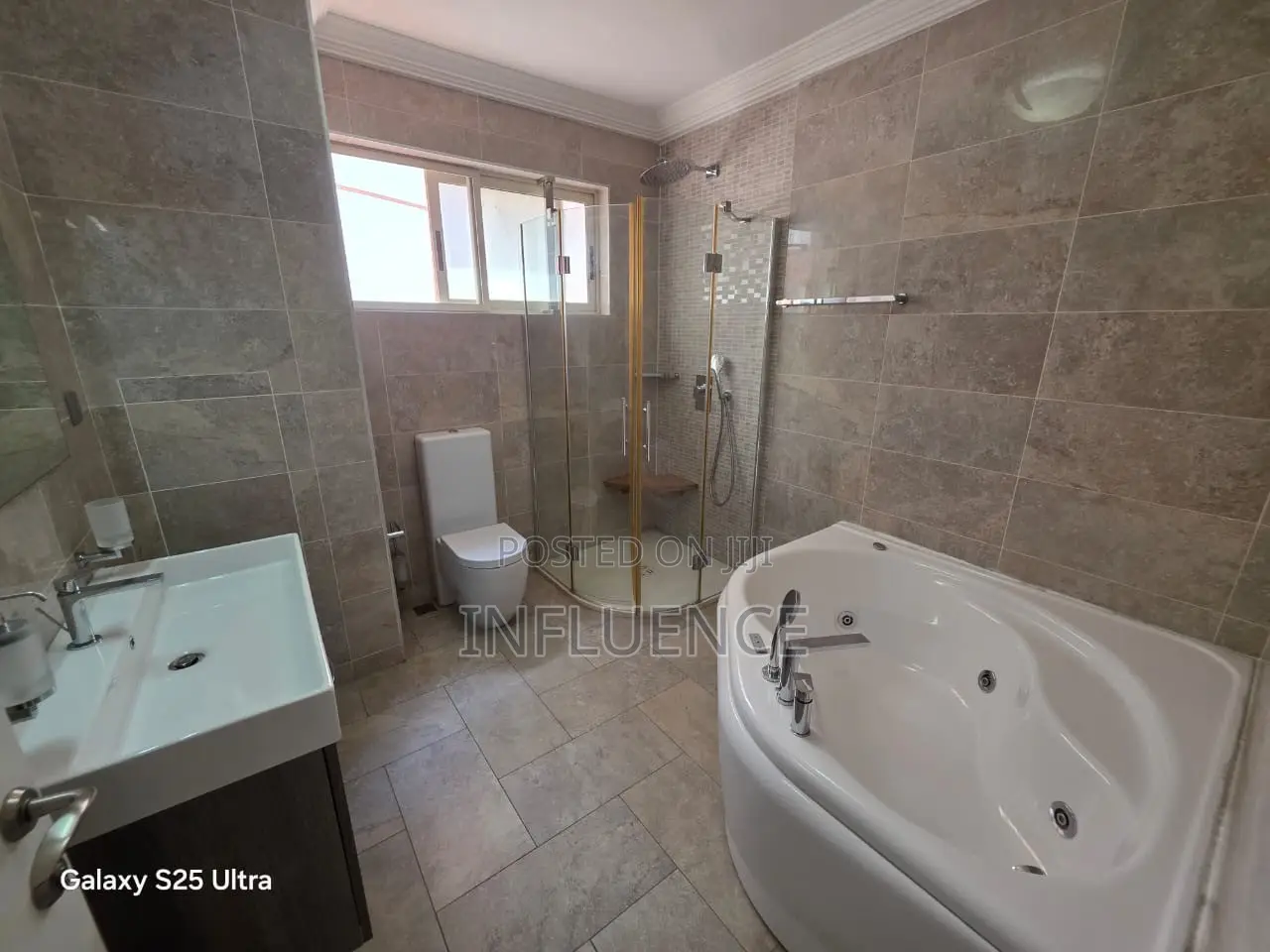 Furnished 2bdrm Apartment in Cantonmemts, Cantonments for rent
