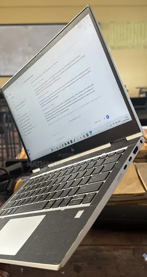 Laptop HP EliteBook 830 G8 16GB Intel Core i5 SSHD+SSD 256GB
