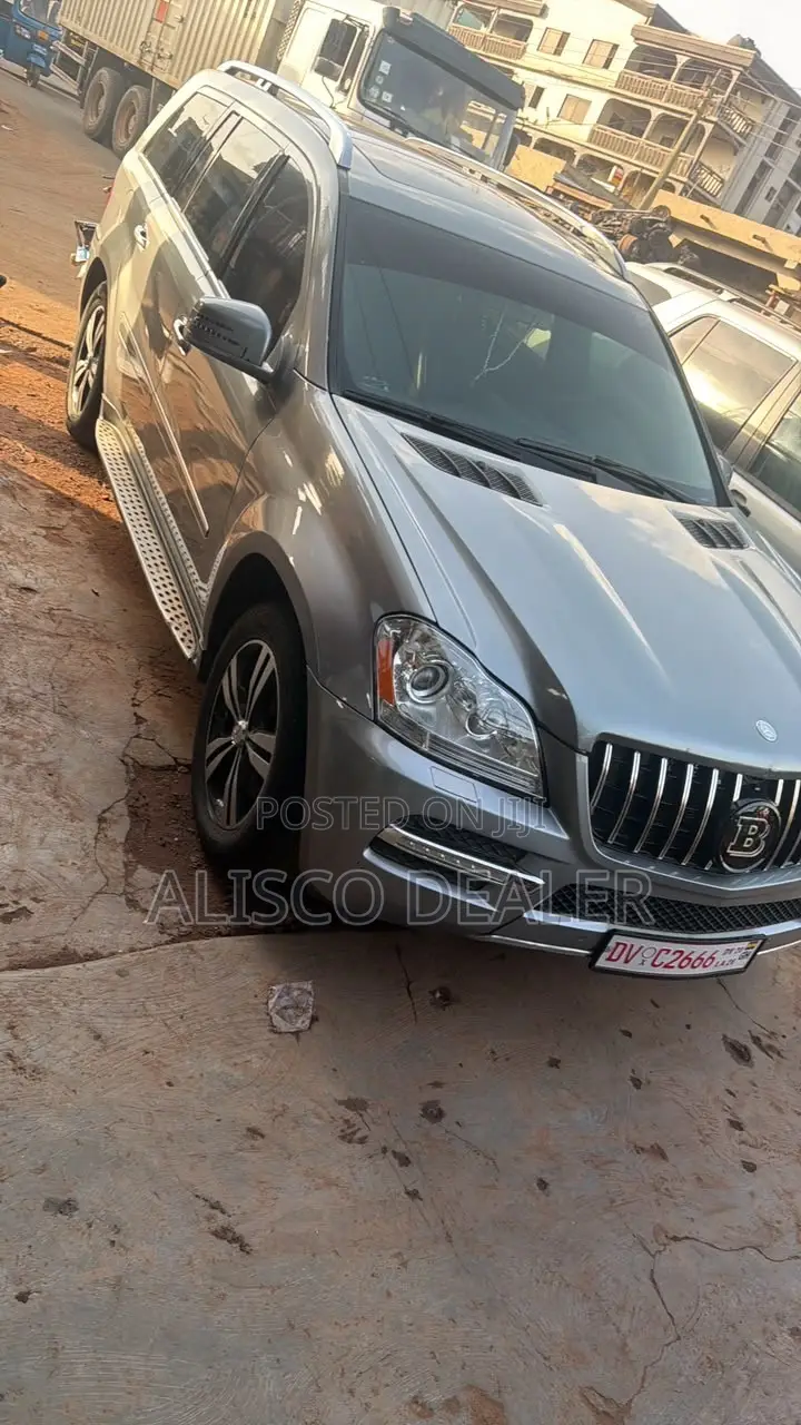 Mercedes-Benz GL-Class GL 450 2012 Gray