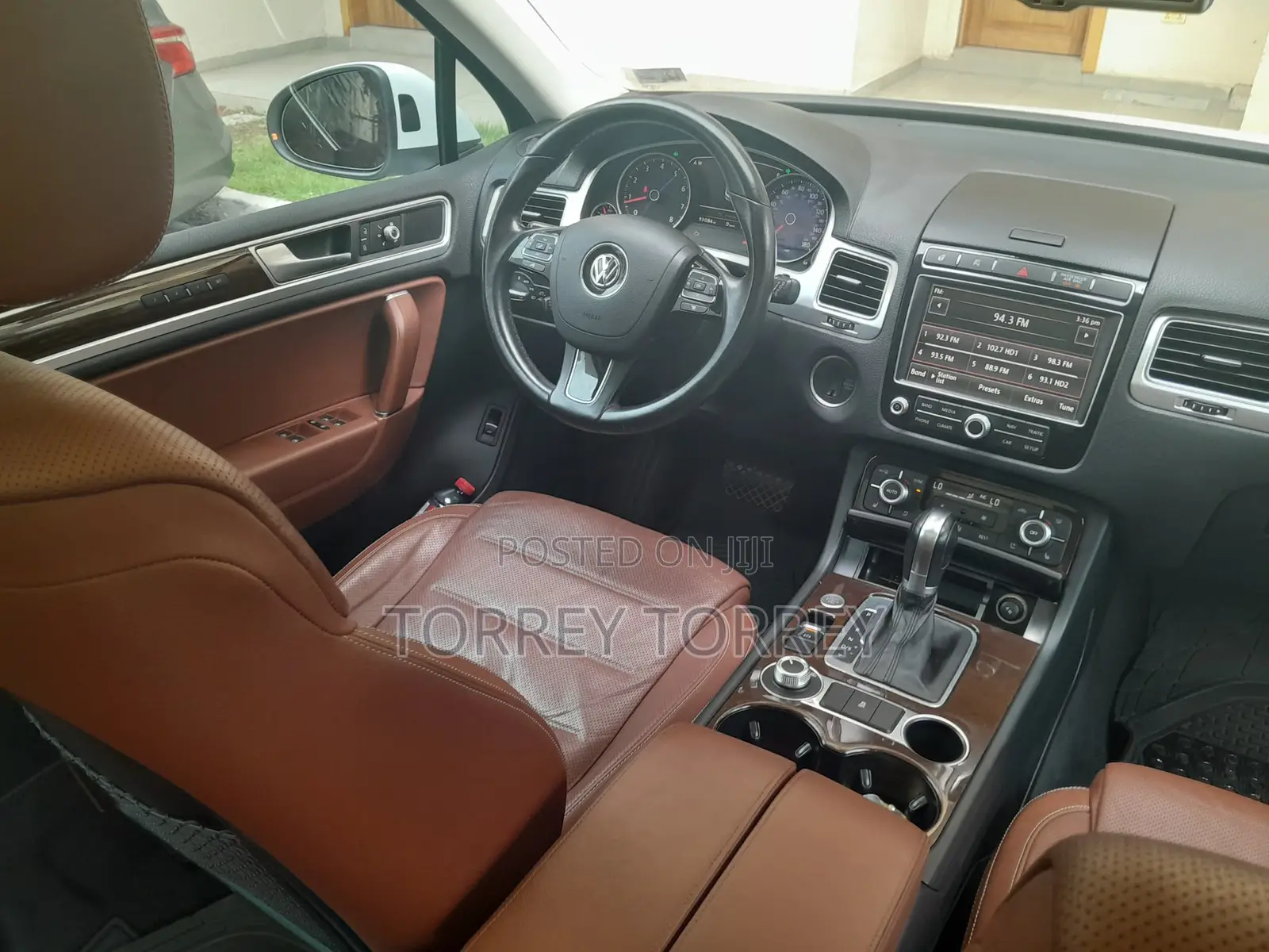 Volkswagen Touareg 2017 White