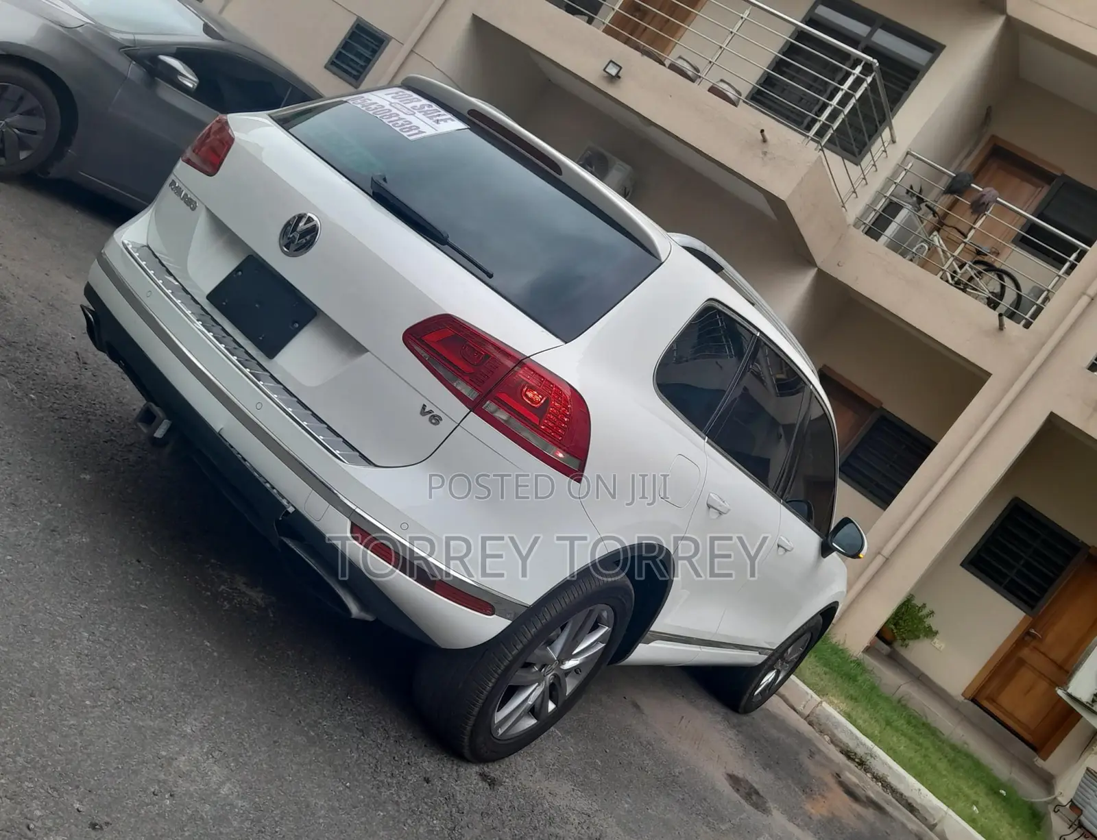 Volkswagen Touareg 2017 White