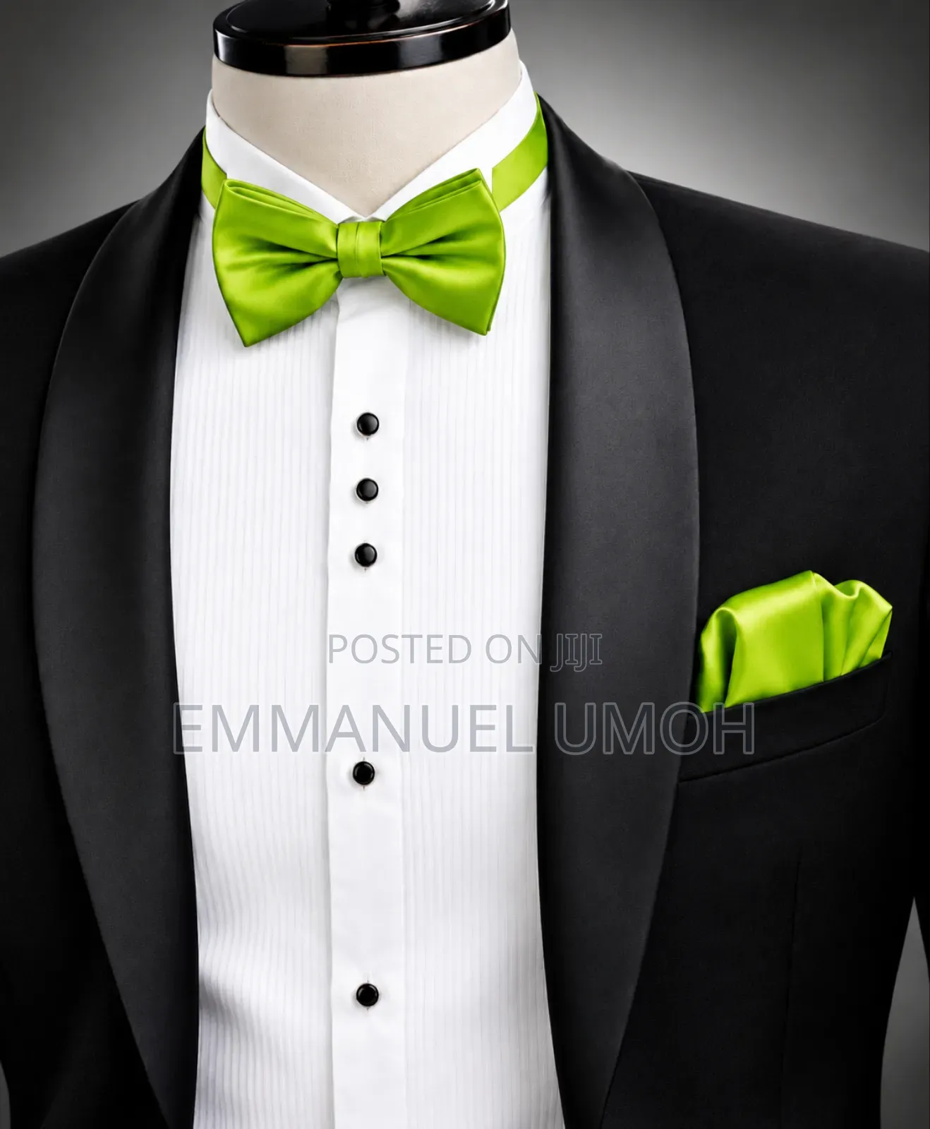 Elegant Satin Bow Tie With Pocket Square