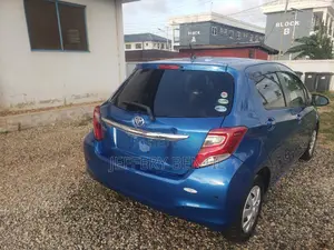 Toyota Vitz 1.3 FWD 5dr 2017 Blue